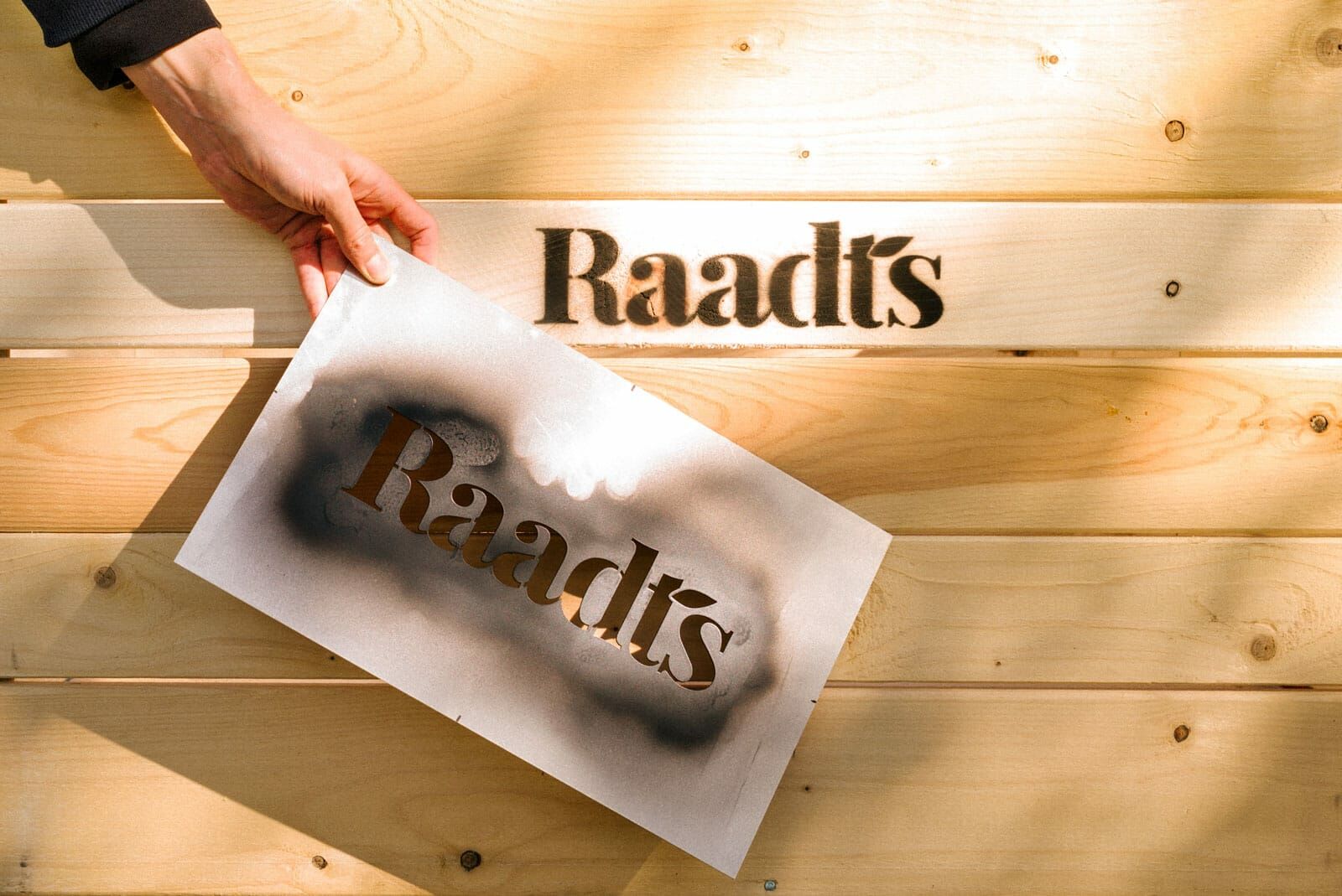 Raadts Logo Stencil