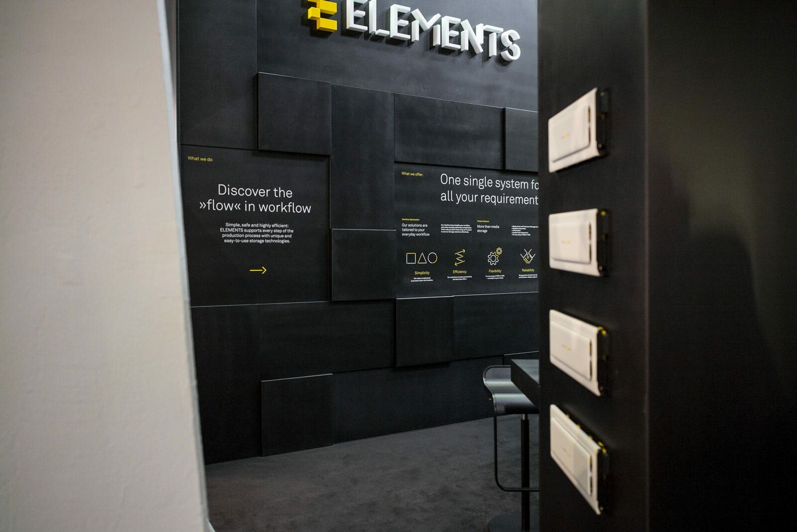 ELEMENTS Messestand Detail